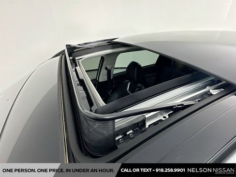 Used 2022 Hyundai Tucson Limited image 23