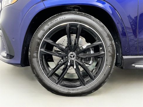 New 2025 Mercedes-Benz GLS 580 4MATIC image 33