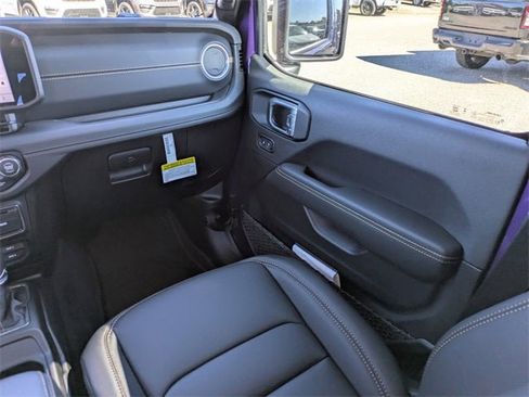 New 2026 Jeep Gladiator Sport image 17