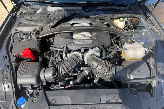 Used 2025 Ford Mustang Dark Horse RWD image 30