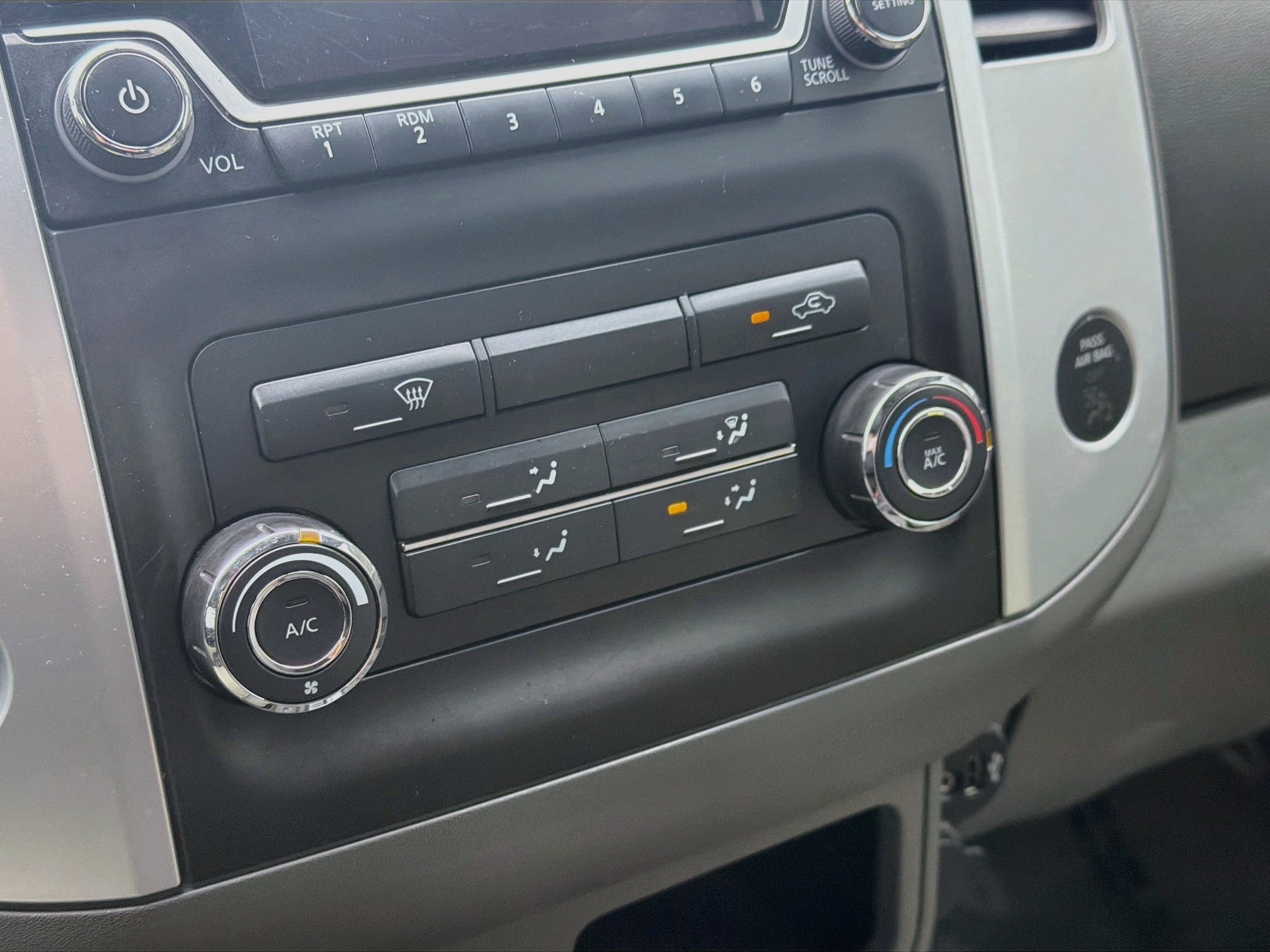 Used 2017 Nissan Frontier SV AWD/4WD image 21