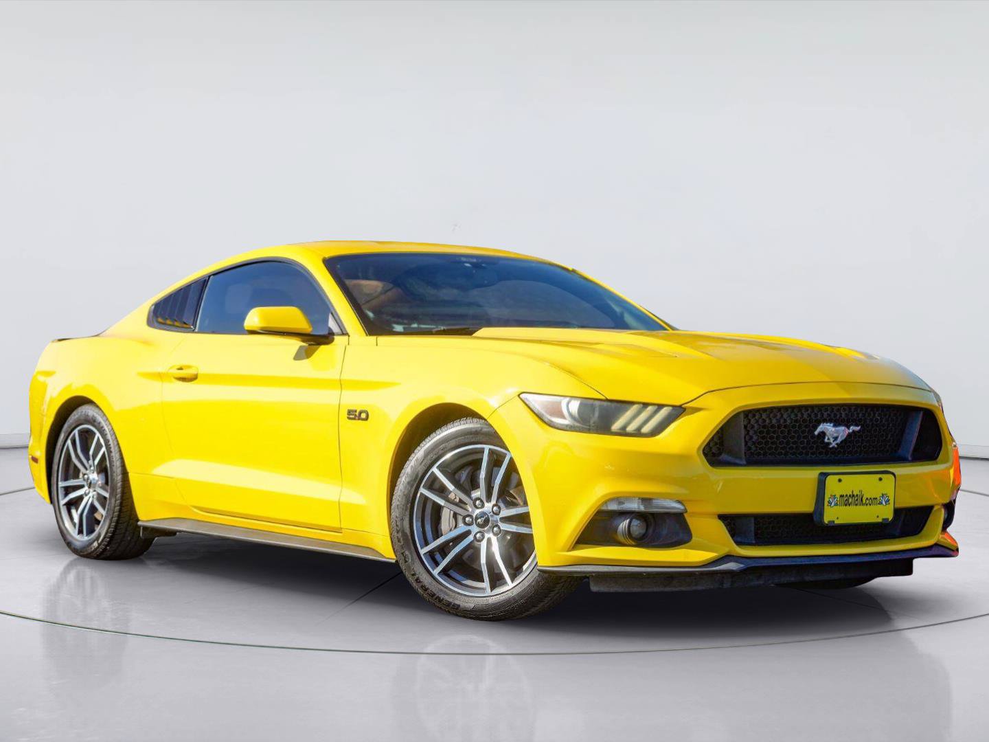Used 2016 Ford Mustang GT RWD image 1