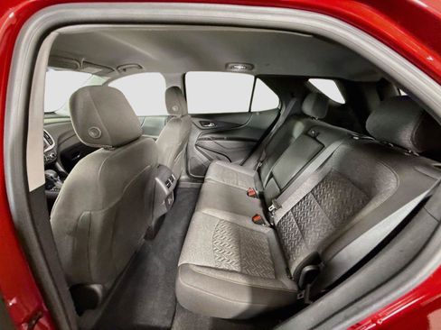 Used 2024 Chevrolet Equinox LT AWD/4WD image 16