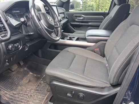 Used 2019 RAM 1500 Big Horn AWD/4WD image 3