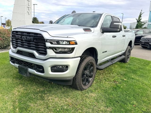 Used 2026 RAM 2500 Big Horn AWD/4WD image 4