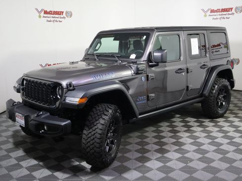 Used 2025 Jeep Wrangler Unlimited Sport S 4xe AWD/4WD image 11