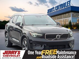 Used 2023 Volvo XC40 B5 Plus w/ Protection Package Premier AWD/4WD video 1