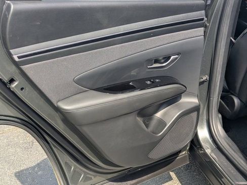Used 2023 Hyundai Tucson Limited image 18