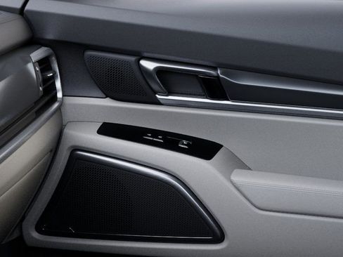 New 2025 Kia Telluride S image 25