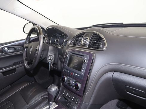 Used 2017 Buick Enclave Leather FWD image 38