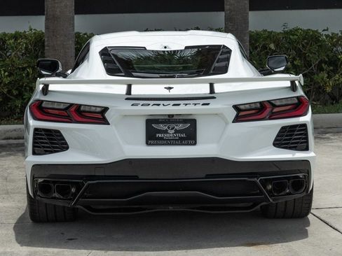 Used 2025 Chevrolet Corvette Stingray Preferred Cpe w/ Z51 Performance Package RWD image 6