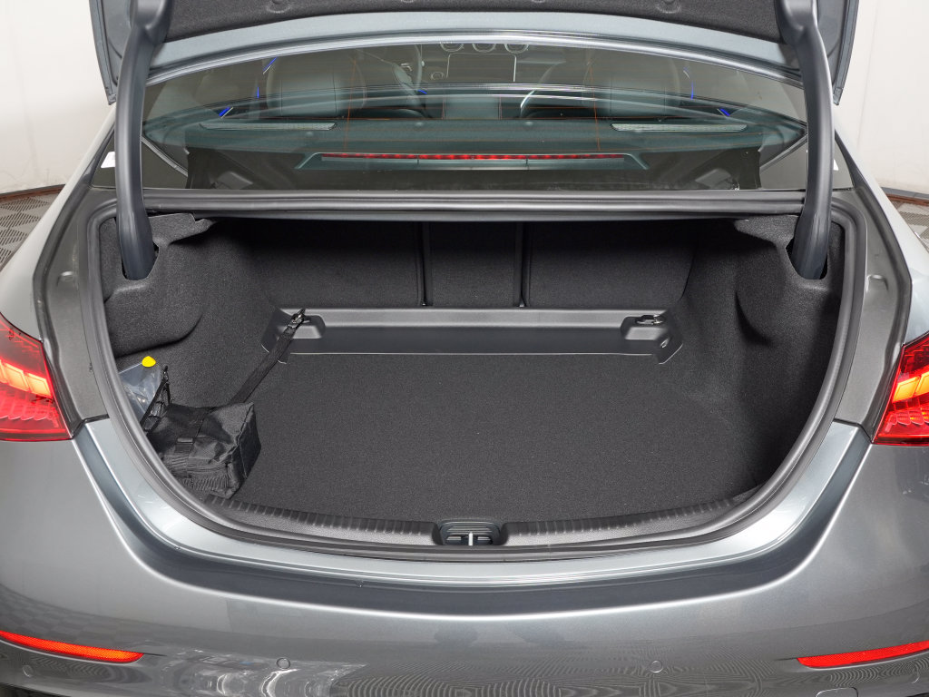 Certified 2026 Mercedes-Benz C 43 AMG 4MATIC Sedan image 29