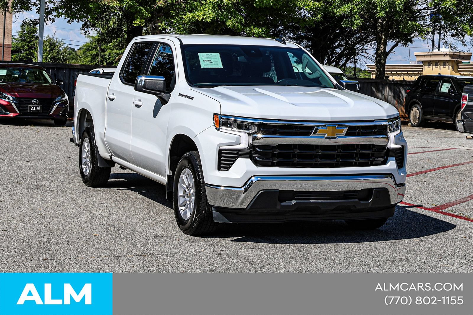 Used 2025 Chevrolet Silverado 1500 LT RWD image 5