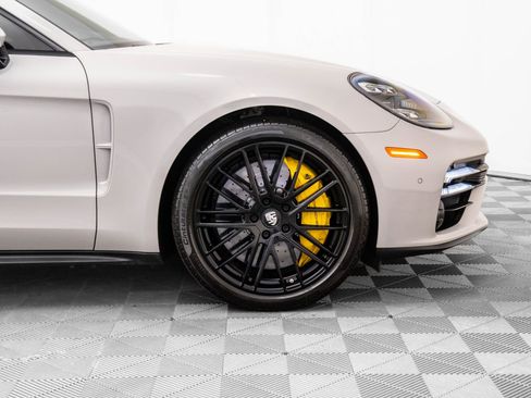Used 2021 Porsche Panamera Turbo S w/ Premium Package image 37