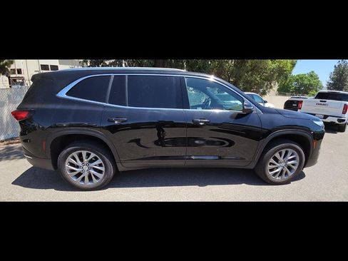 Used 2025 Buick Enclave Preferred FWD image 20