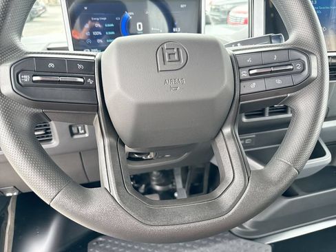 Used 2024 Chevrolet Brightdrop 600 w/ Battery Pack, Max Range AWD/4WD image 23