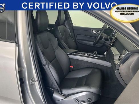 Used 2025 Volvo XC60 B5 Core image 11