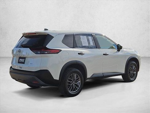 Used 2023 Nissan Rogue S AWD/4WD image 5