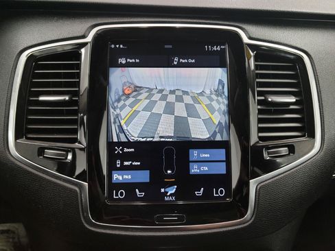 Used 2018 Volvo XC90 T6 Momentum w/ Convenience Package AWD/4WD image 20