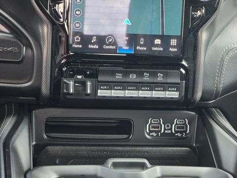 Used 2022 RAM 2500 Limited AWD/4WD image 40