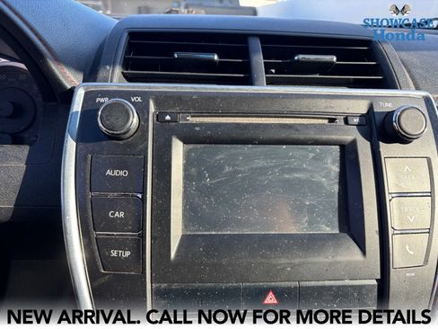 Used 2015 Toyota Camry SE image 9