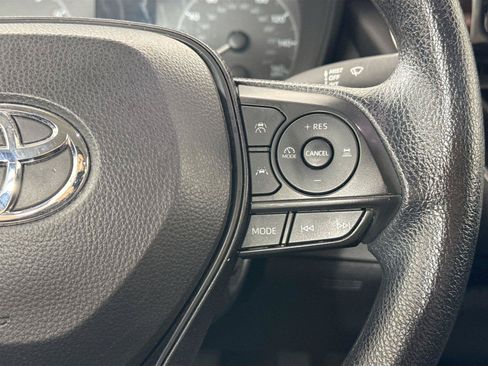 Certified 2024 Toyota Corolla LE FWD image 18