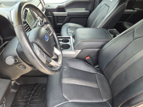 Used 2021 Ford F250 Platinum w/ FX4 Off-Road Package AWD/4WD image 13
