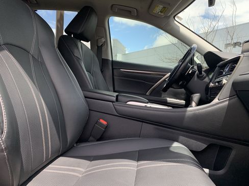 Used 2020 Lexus RX 450h AWD w/ Luxury Package image 35