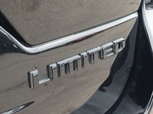 Used 2024 Jeep Grand Cherokee Limited w/ Luxury Tech Group II image 30