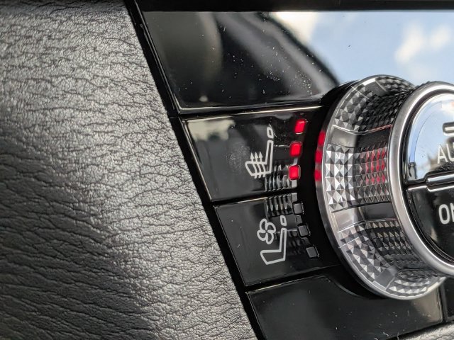 New 2026 Mitsubishi Outlander SEL Black Edition FWD image 23