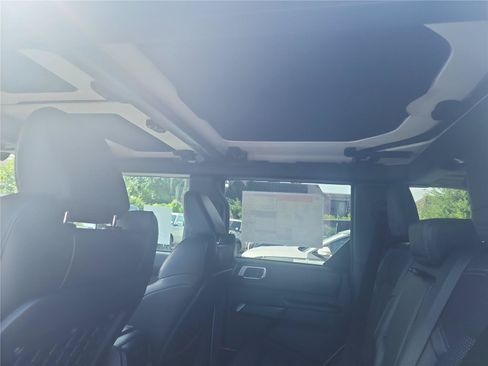 New 2026 Ford Bronco Raptor AWD/4WD image 21