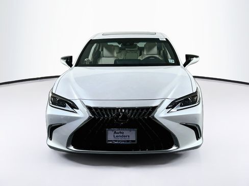 Used 2025 Lexus ES 350 w/ Premium Package FWD image 2