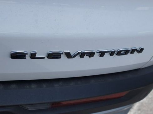 Used 2024 GMC Acadia Elevation w/ Trailering Package image 18