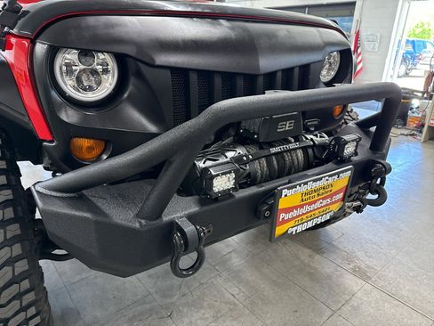 Used 2014 Jeep Wrangler Unlimited Rubicon w/ Connectivity Group AWD/4WD image 72