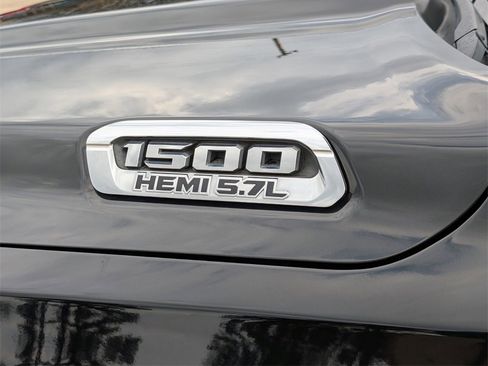 Used 2019 RAM 1500 Limited w/ Advanced Safety Group image 11