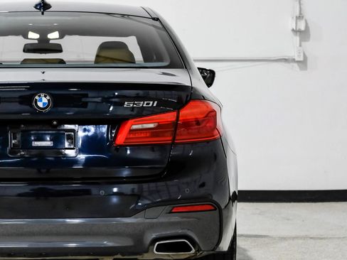 Used 2018 BMW 530i RWD image 57