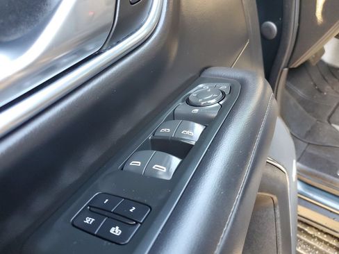 Used 2021 Chevrolet Suburban LT w/ Rear Media and Nav Package AWD/4WD image 16