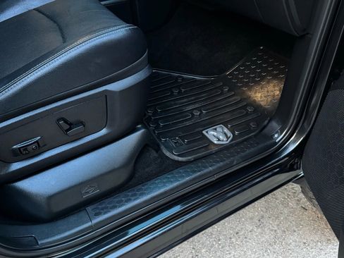 Used 2015 RAM 1500 Sport w/ Remote Start & Security Group image 36