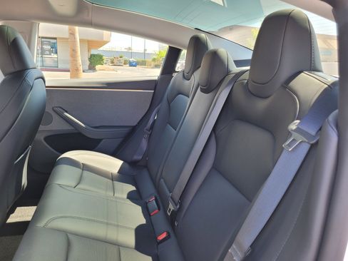 Used 2025 Tesla Model 3 Long Range RWD image 13