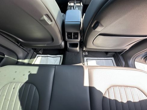 New 2027 Kia Seltos X-Line S w/ X-Line S Premium Package AWD/4WD image 15