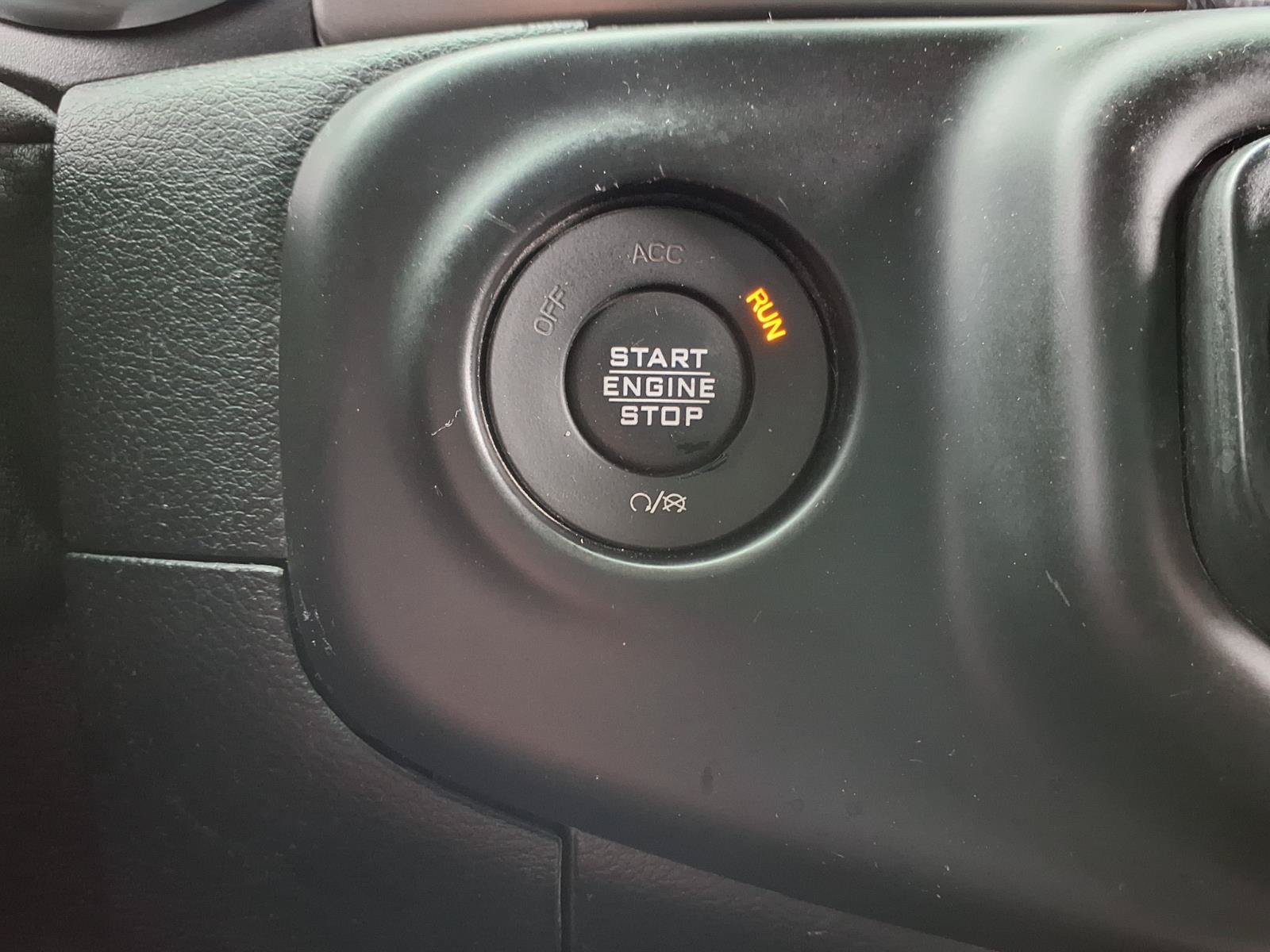 Used 2018 Jeep Wrangler Unlimited Sport S AWD/4WD image 15