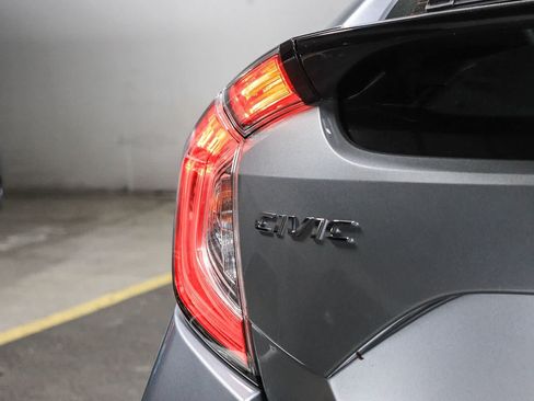 Used 2019 Honda Civic Sport Touring image 12