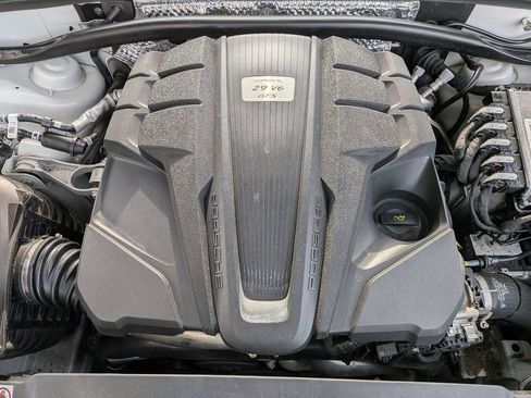 Used 2022 Porsche Macan GTS image 30