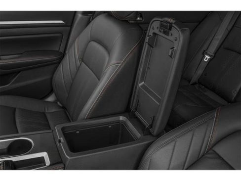 Used 2025 Nissan Altima 2.5 SR image 16