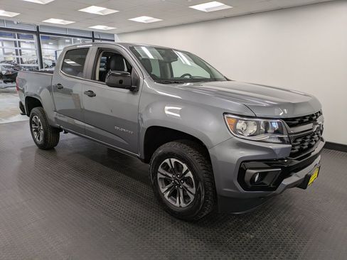 Used 2022 Chevrolet Colorado Z71 image 3