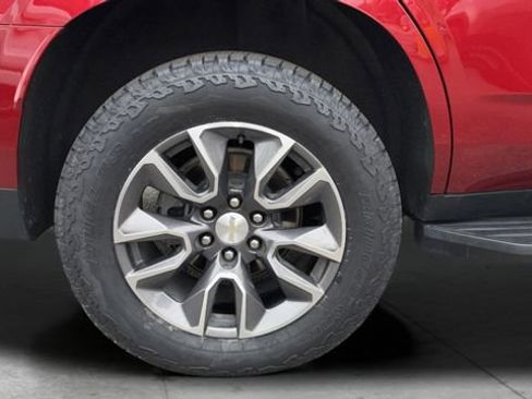 Certified 2022 Chevrolet Tahoe LT w/ LT Signature Package image 30