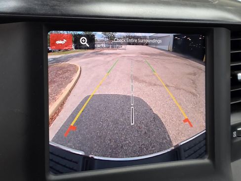 Used 2024 RAM 3500 Big Horn image 13