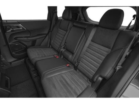 New 2026 Mitsubishi Outlander LE FWD image 47