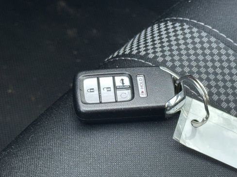 Used 2020 Honda Civic Sport image 30