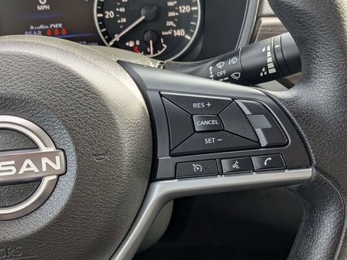 Used 2025 Nissan Altima 2.5 SV FWD image 22